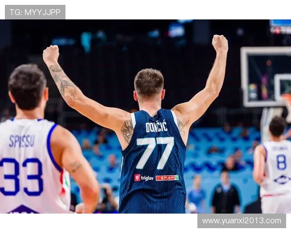 东契奇赞文班：第三年已展现MVP潜力令人惊叹